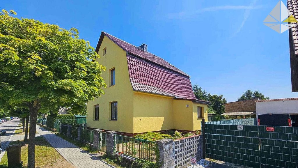 Straßenansicht